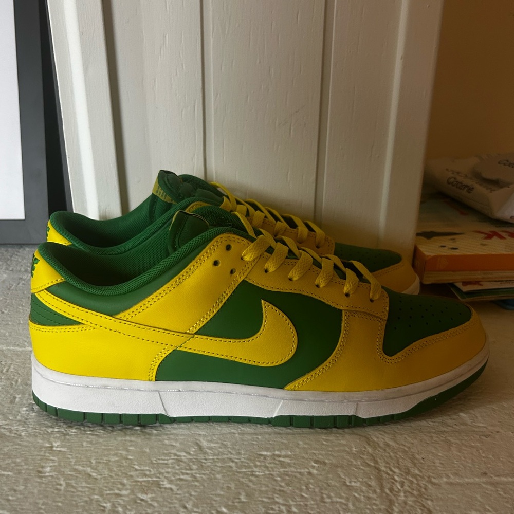 Nike dunks yellow and green size 12